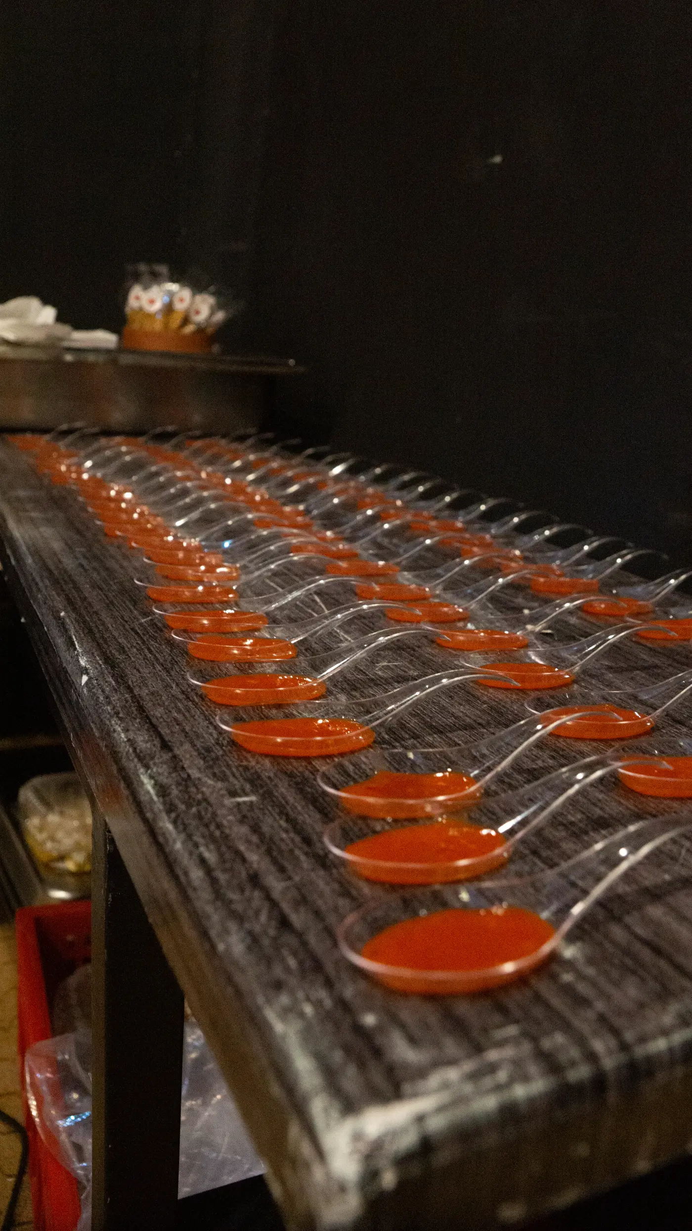 Cucharas de degustación listas para una cata